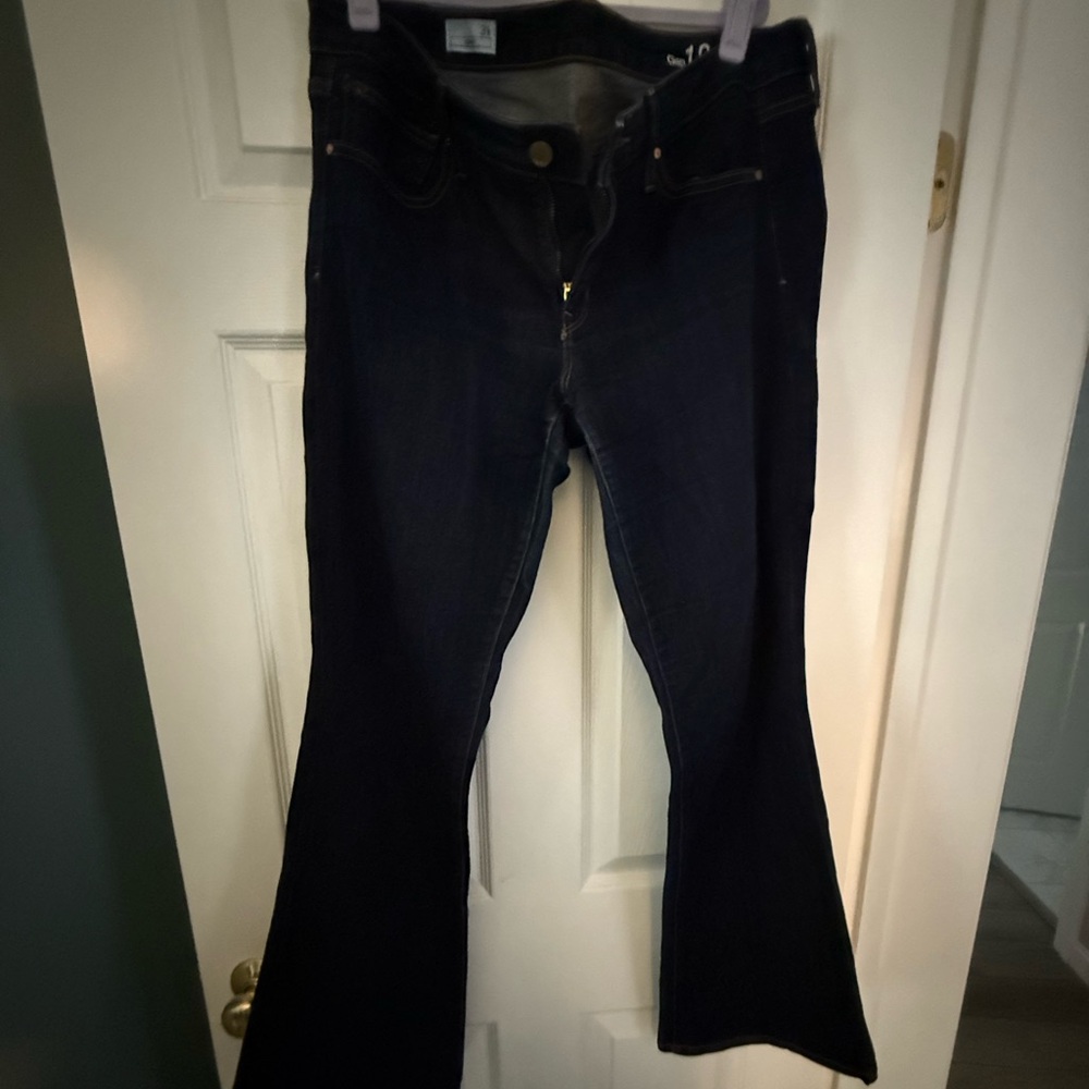 Women’s Gap 1969 Curvy bootcut Jeans